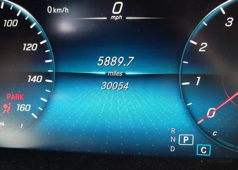 W1KWF8DB4MR648063